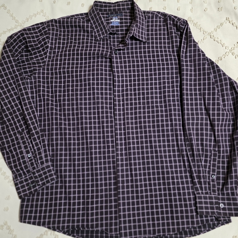 VanHeusen Men's XL Slim Fit Dark Purple Grid Button-Up Long Sleeve Shirt